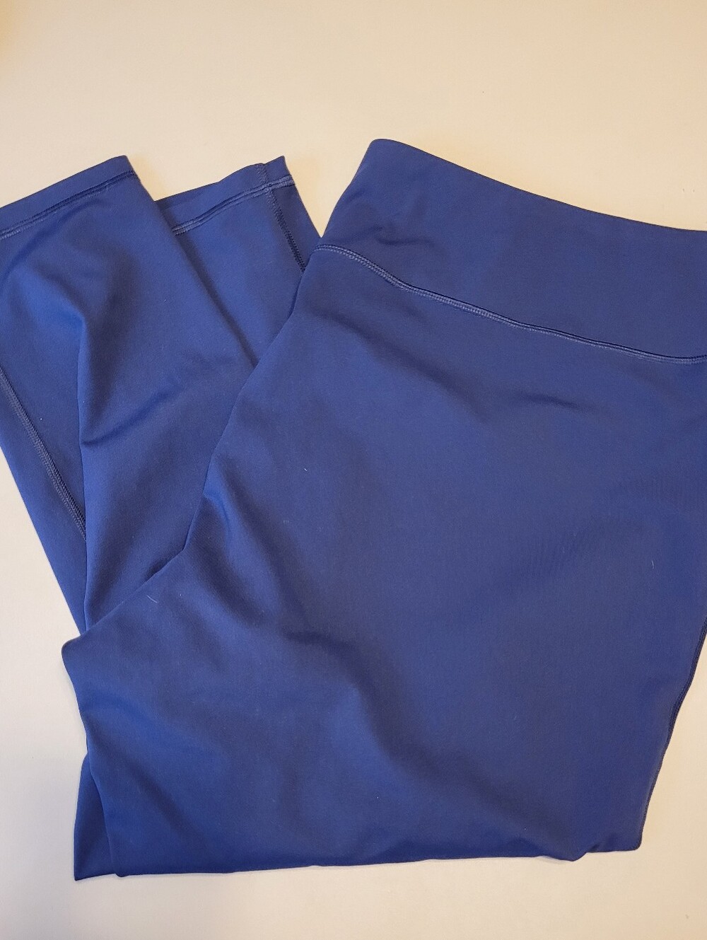 tek gear Women's Athletic Capri's. Blue Size 3X